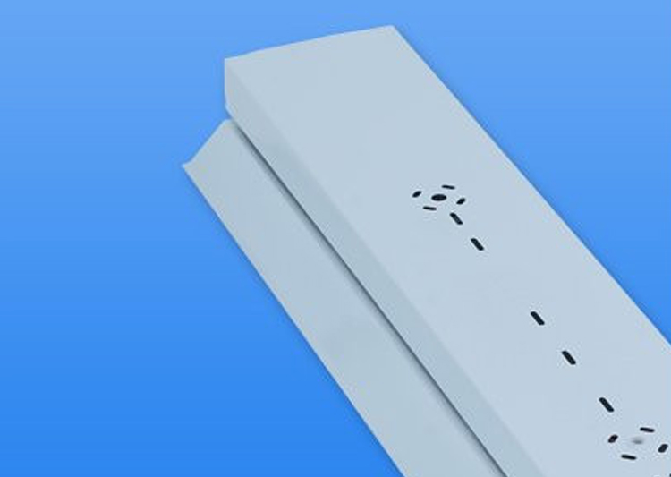 功率:14w--16w                            材质:金属制品 颜色:白色